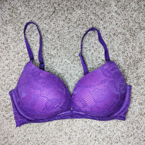 Victoria's Secret Other - Victoria Secret Purple Floral Lace Biofit Push Up Bra Adjustable Straps Size 34D